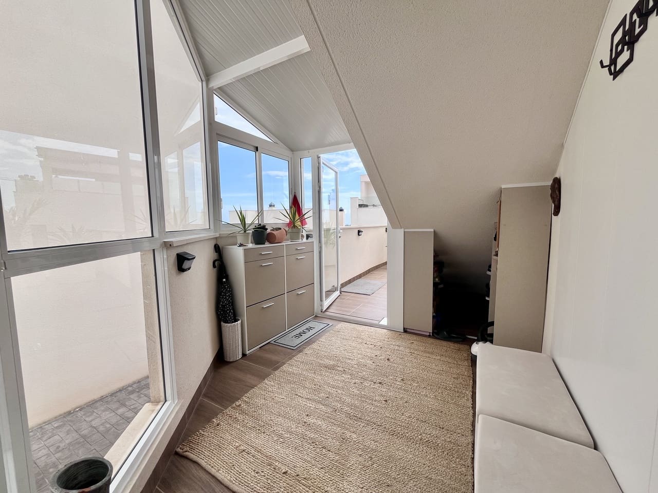 Apartamento de 2 habitaciones en San Miguel de Salinas en venta con piscina garaje - 329.900 € (Ref: 9714006)