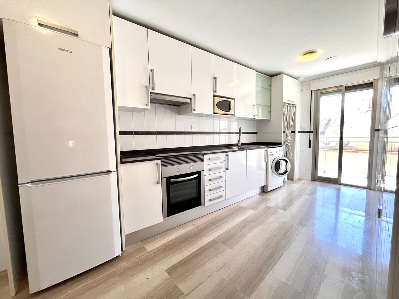 4 quarto Apartamento para venda em Santa Pola com piscina - 330 000 € (Ref: 9714011)