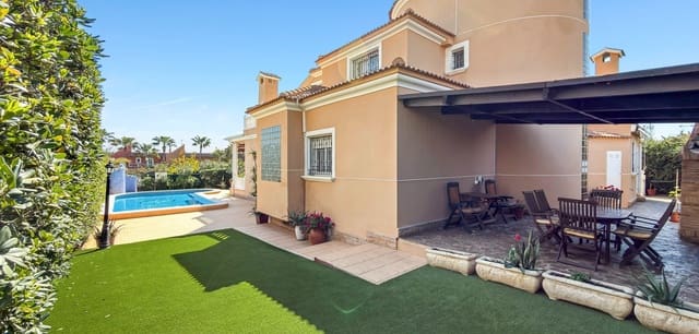 Chalet de 5 habitaciones en Cañada del Molino, Torrevieja en venta con piscina garaje - 950.000 € (Ref: 9730737)