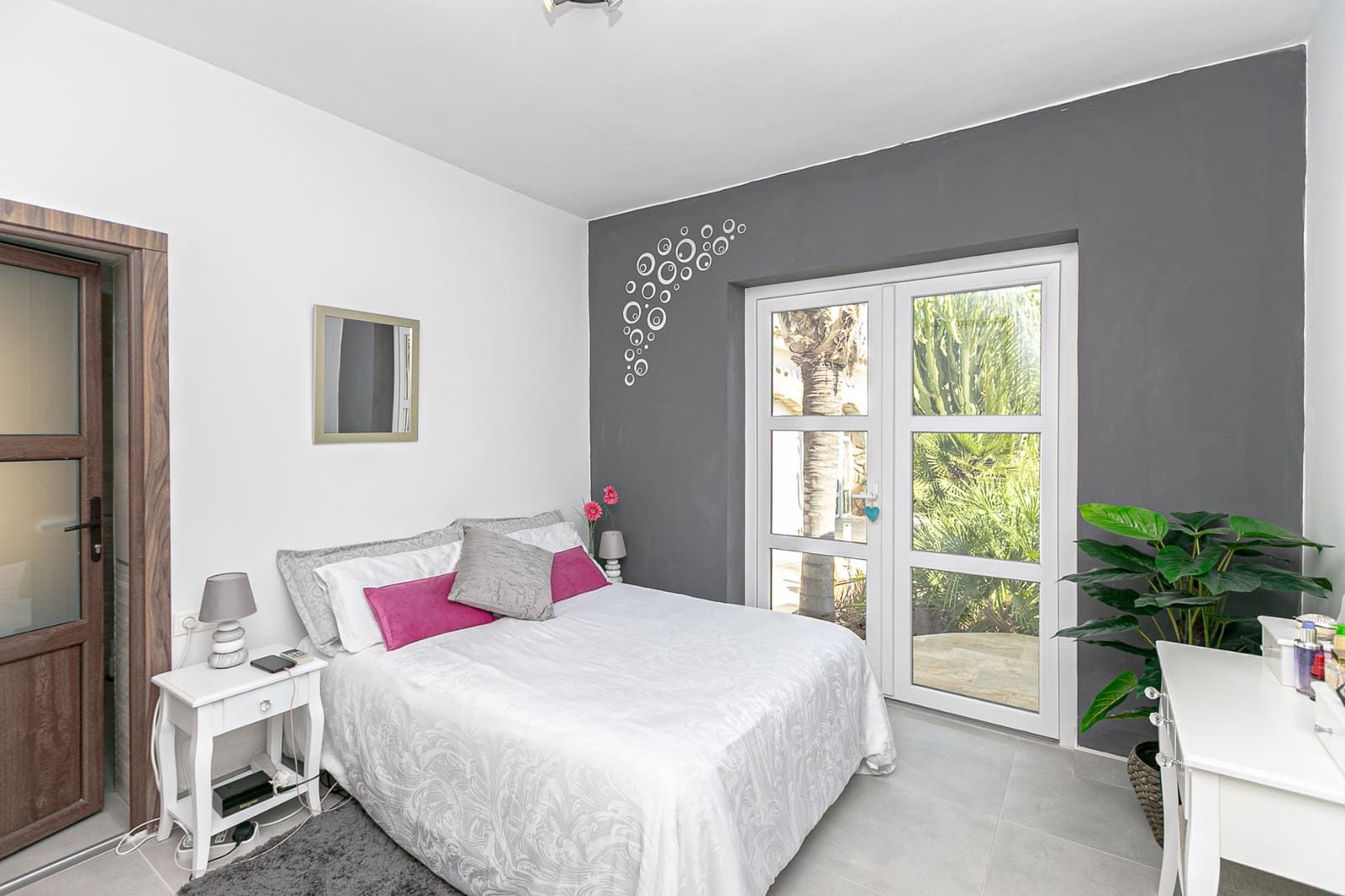 6 bedroom Villa for sale in Campoamor with pool garage - € 799,000 (Ref: 9730742)