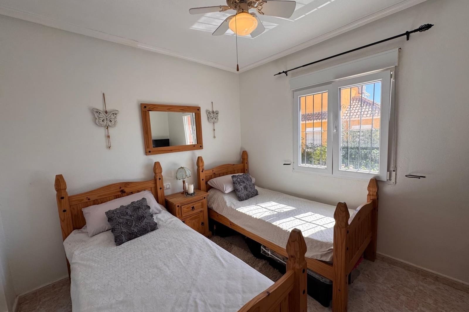 3 soveværelse Villa til salg i San Miguel de Salinas med swimmingpool - € 329.995 (Ref: 9733797)