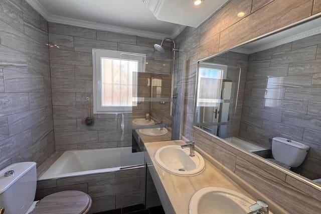 3 chambre Villa/Maison à vendre à San Miguel de Salinas avec piscine - 329 995 € (Ref: 9733797)