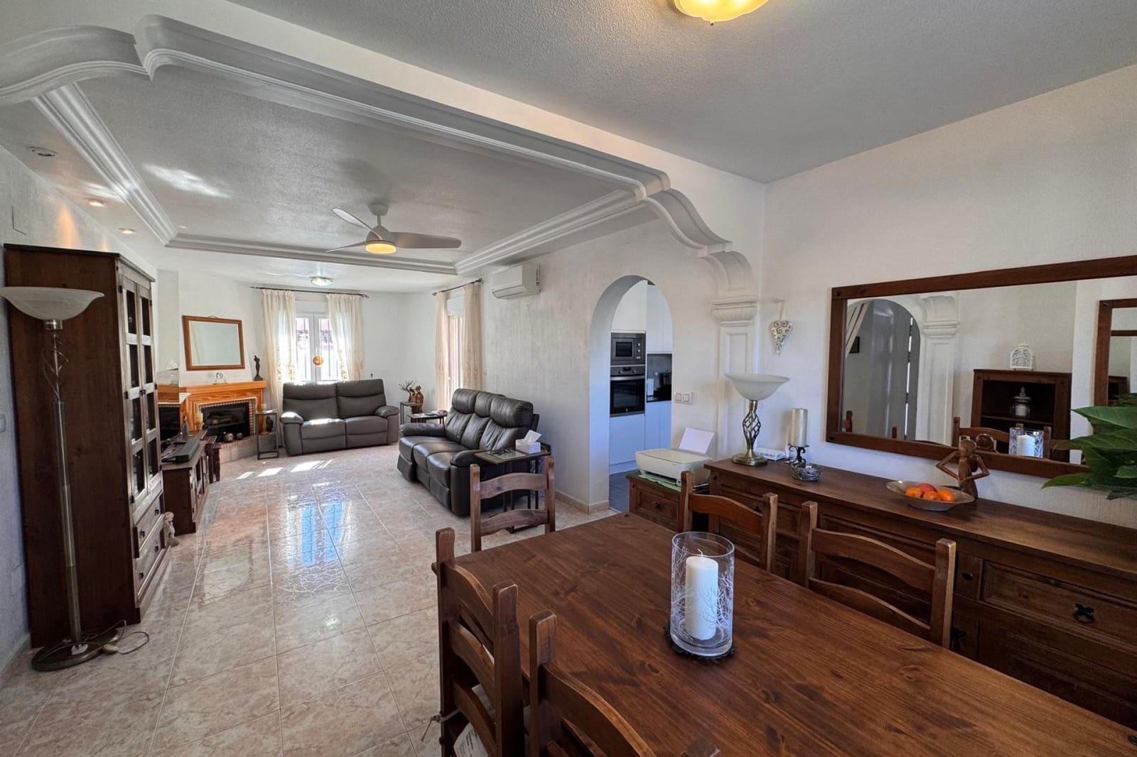 3 soveværelse Villa til salg i San Miguel de Salinas med swimmingpool - € 329.995 (Ref: 9733797)