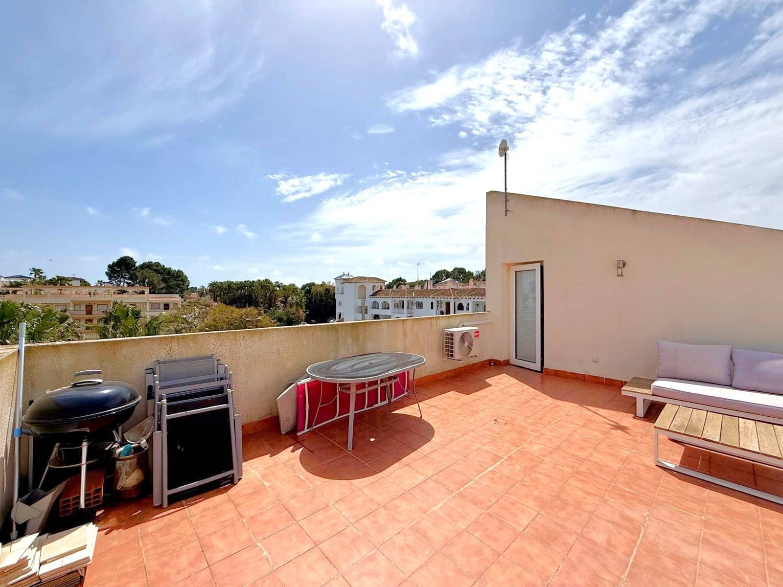 Apartamento de 2 habitaciones en Orihuela Costa en venta con piscina - 245.000 € (Ref: 9756768)