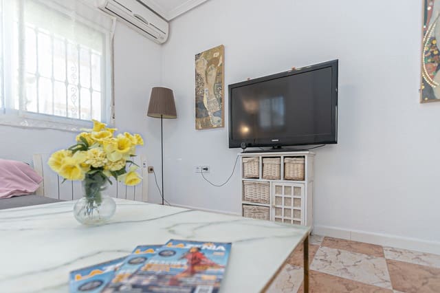 3 soverom Kjedet enebolig til salgs i Playa Flamenca, Orihuela med svømmebasseng - € 224 500 (Ref: 9756769)