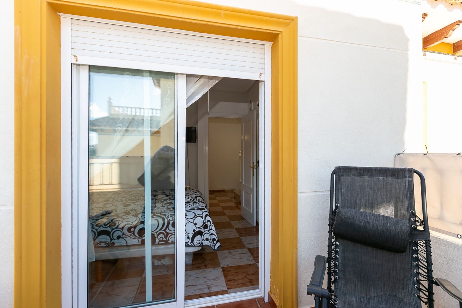 3 soverom Kjedet enebolig til salgs i Playa Flamenca med svømmebasseng - € 224 500 (Ref: 9756769)