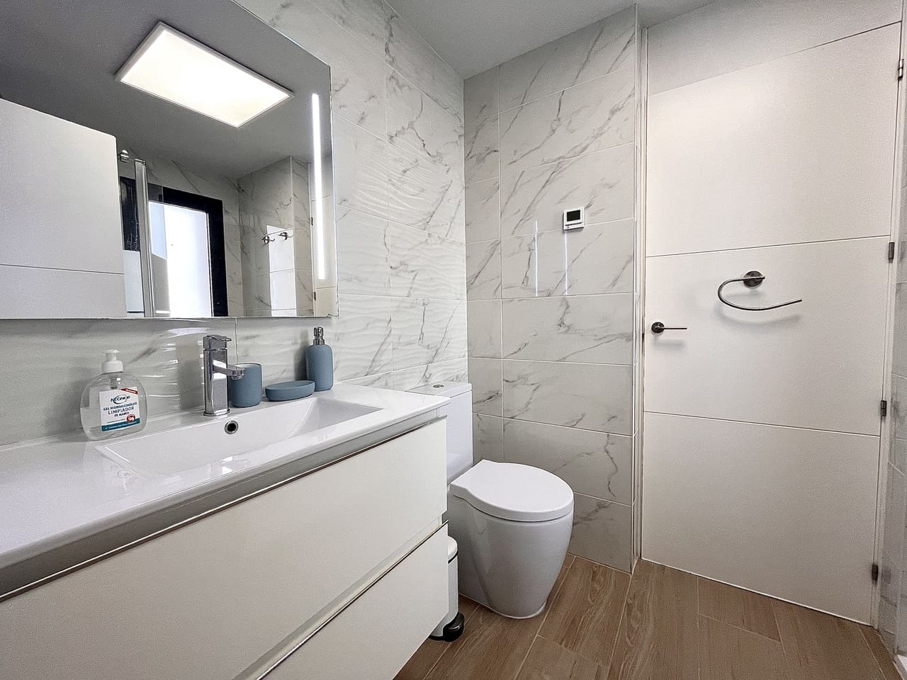 2 slaapkamer Appartement te koop in Villamartin met zwembad garage - € 249.900 (Ref: 9785098)