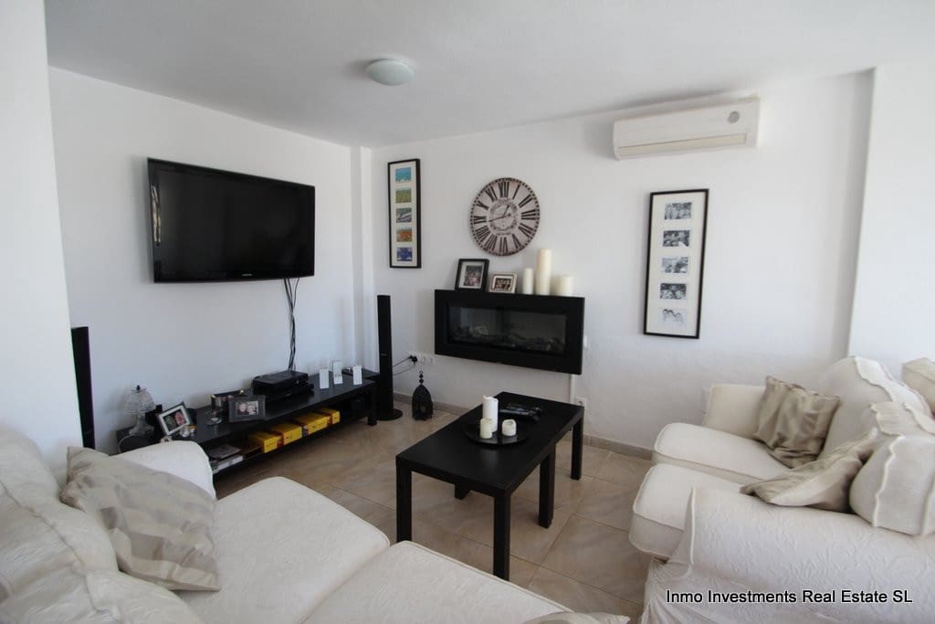 4 sypialnia Willa na sprzedaż w Villamartin z basenem - 345 000 € (Ref: 9827572)
