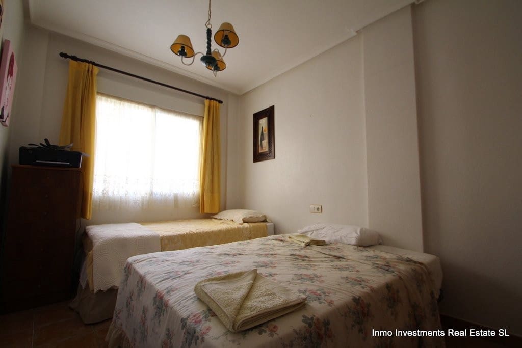 4 sypialnia Willa na sprzedaż w Villamartin z basenem - 345 000 € (Ref: 9827572)