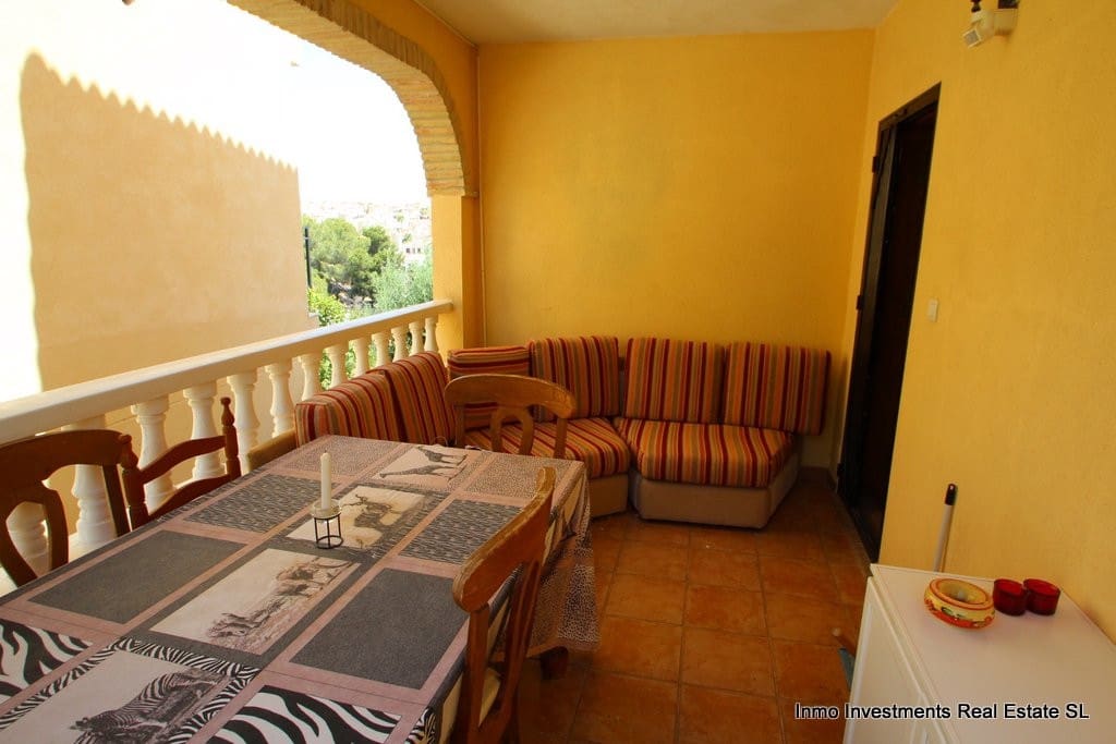 4 sypialnia Willa na sprzedaż w Villamartin z basenem - 345 000 € (Ref: 9827572)