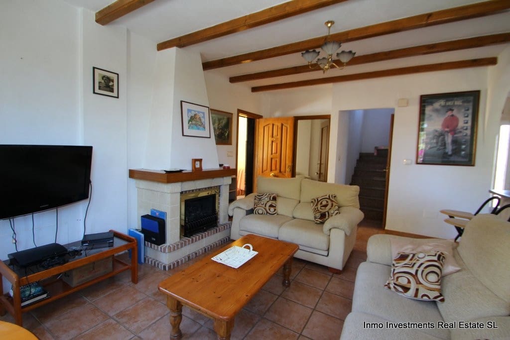 4 sypialnia Willa na sprzedaż w Villamartin z basenem - 345 000 € (Ref: 9827572)