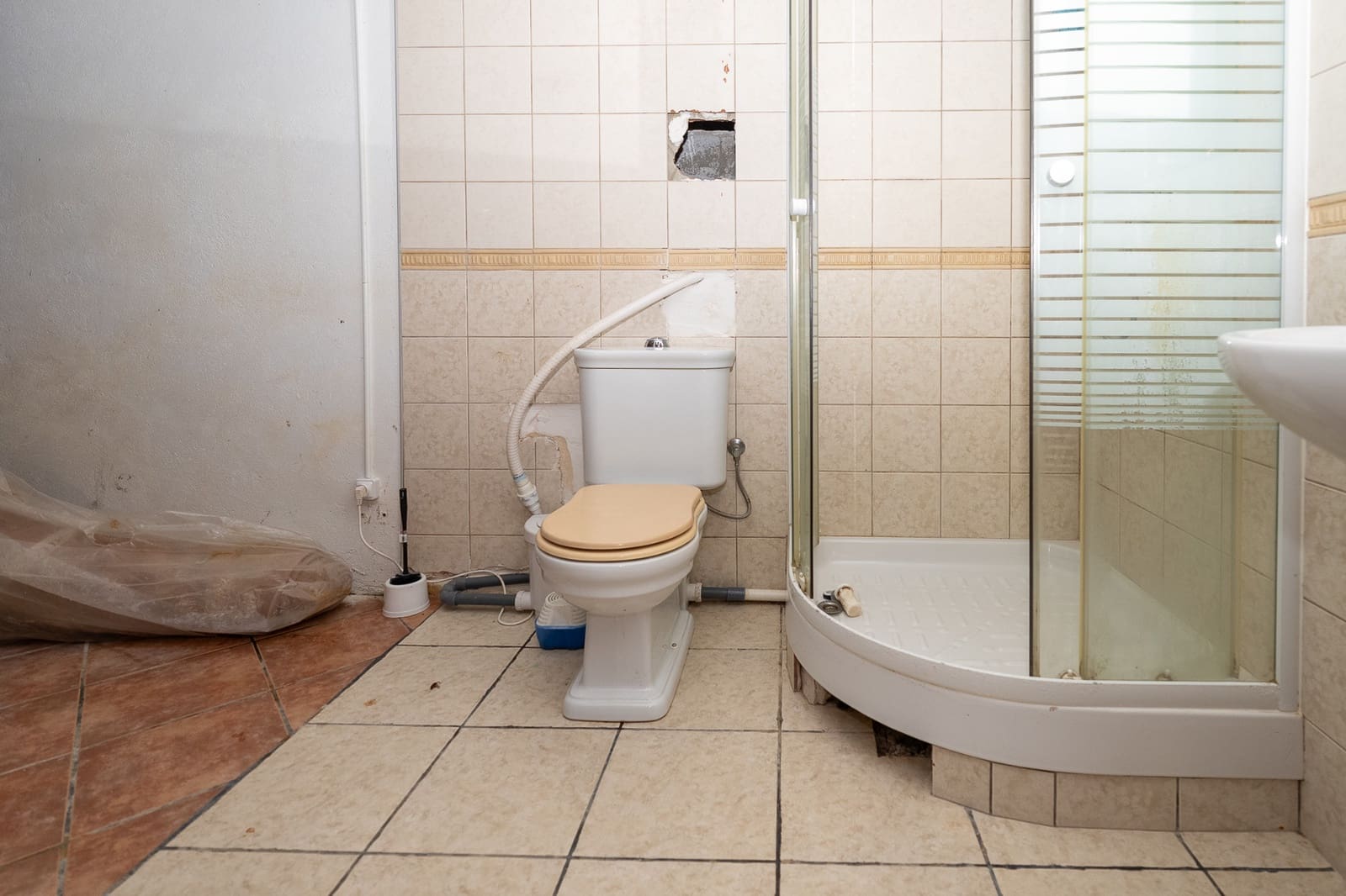 4 quarto Moradia Geminada para venda em Torrevieja com piscina - 390 000 € (Ref: 9827574)