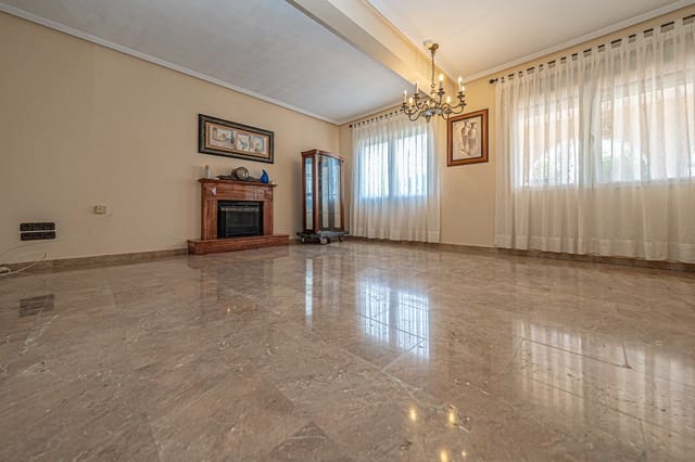 4 quarto Moradia Geminada para venda em El Chaparral, Torrevieja com piscina - 390 000 € (Ref: 9827574)