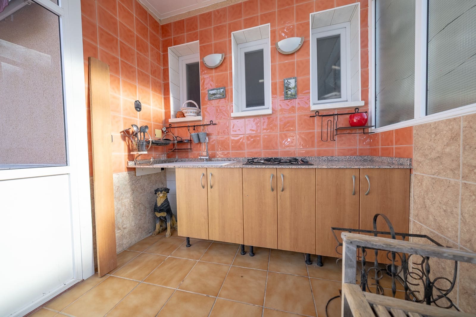 4 quarto Moradia Geminada para venda em Torrevieja com piscina - 390 000 € (Ref: 9827574)