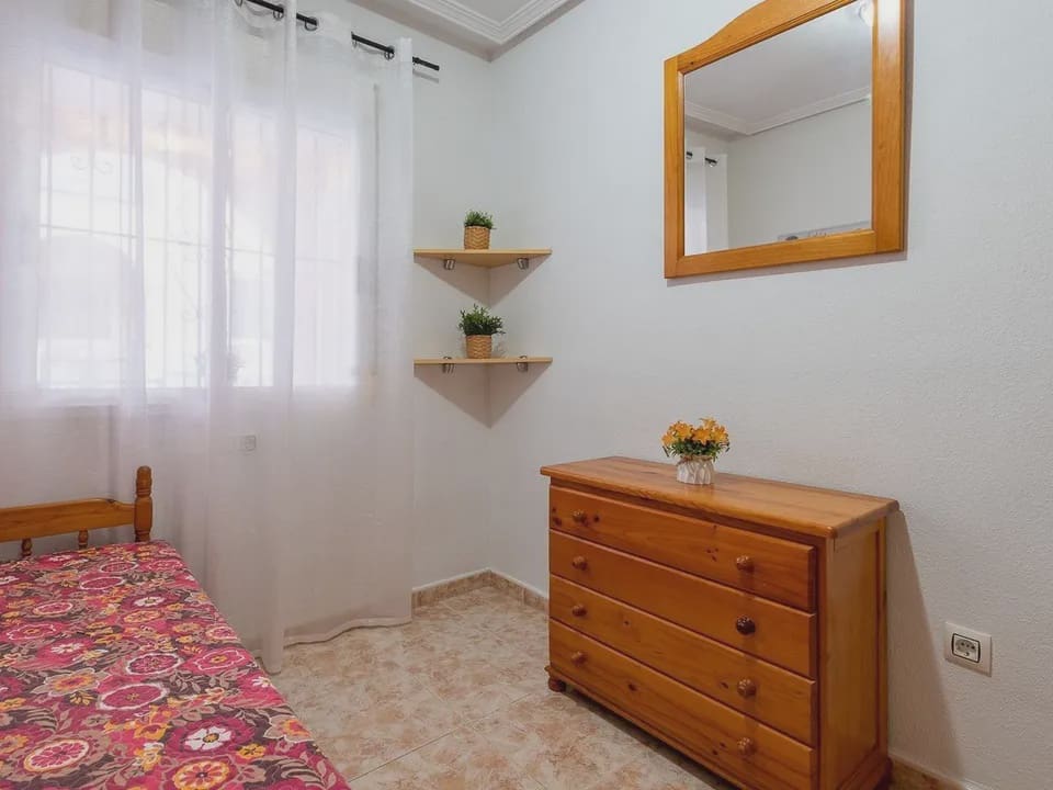 2 Zimmer Apartment zu verkaufen in Orihuela Costa mit Pool - 159.900 € (Ref: 9827576)