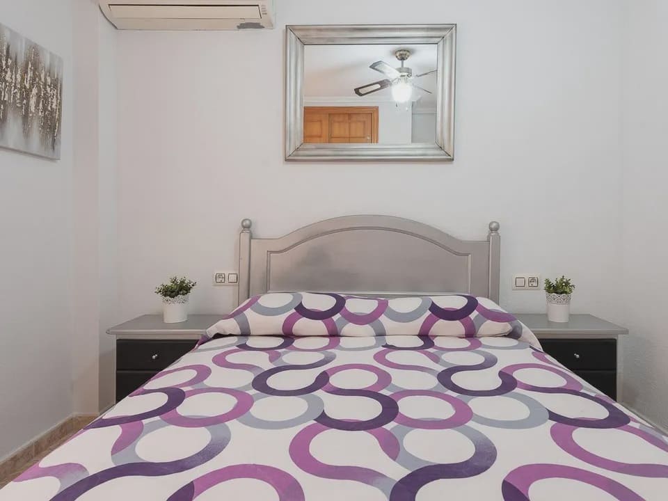 2 Zimmer Apartment zu verkaufen in Orihuela Costa mit Pool - 159.900 € (Ref: 9827576)