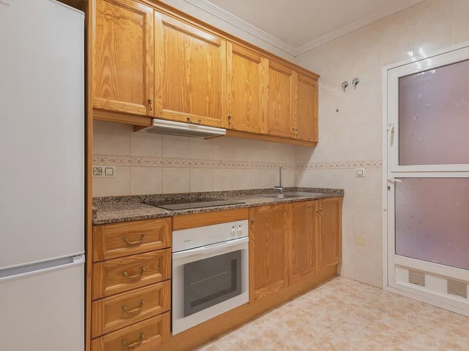 2 Zimmer Apartment zu verkaufen in Orihuela Costa mit Pool - 159.900 € (Ref: 9827576)