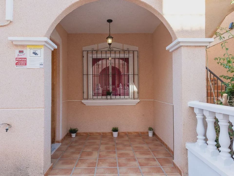 2 Zimmer Apartment zu verkaufen in Orihuela Costa mit Pool - 159.900 € (Ref: 9827576)