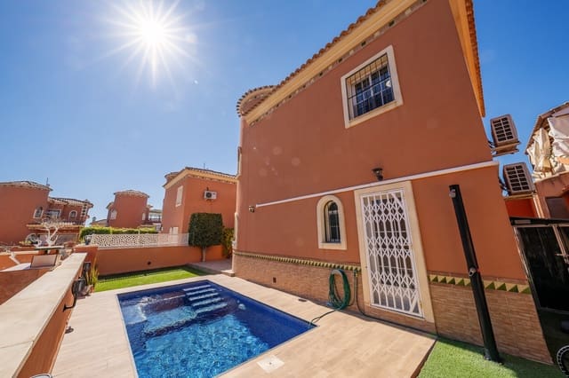 3 makuuhuone Huvila myytävänä paikassa Playa Flamenca, Orihuela mukana uima-altaan - 269 950 € (Ref: 9827583)