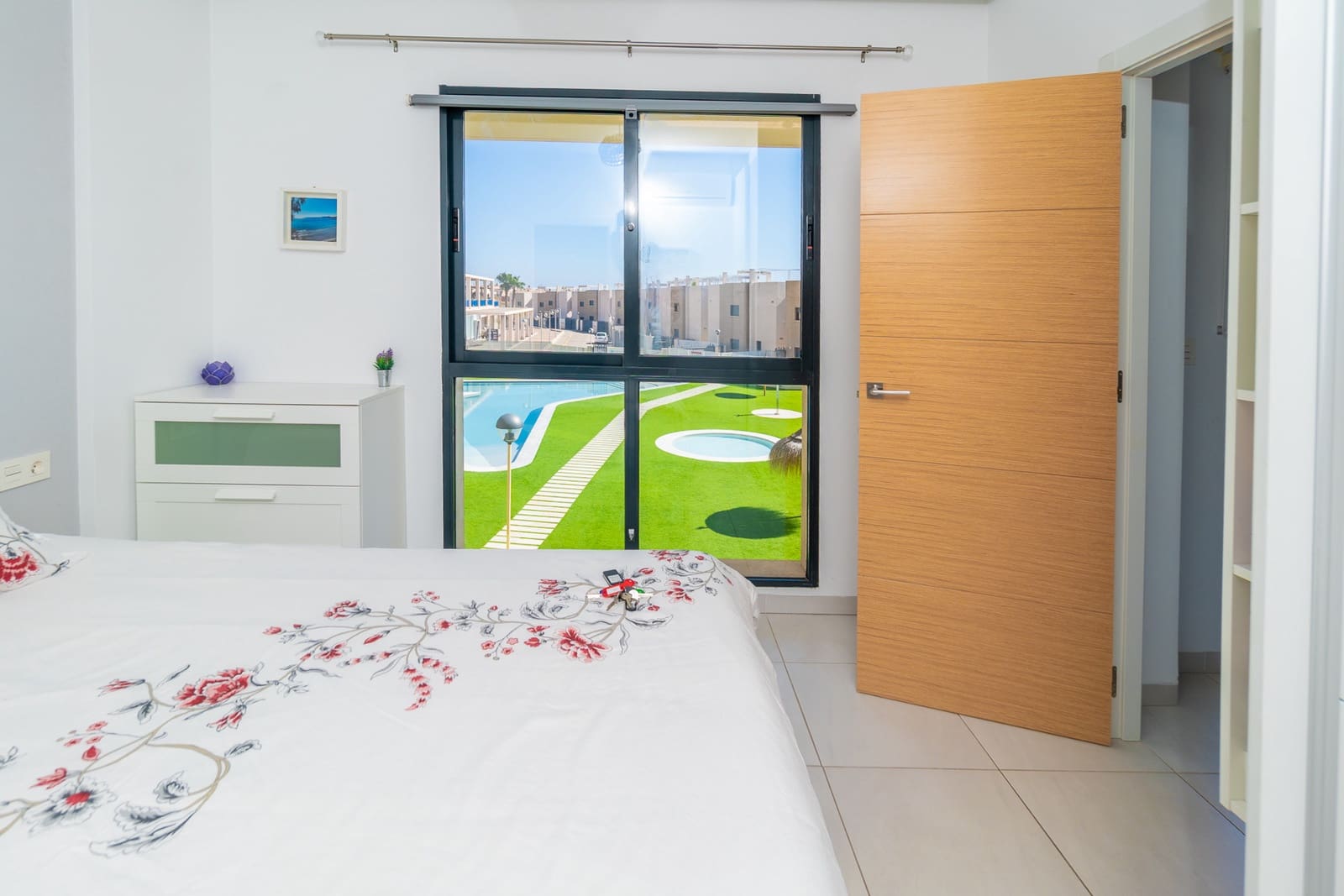 2 makuuhuone Huoneisto myytävänä paikassa La Zenia mukana uima-altaan - 249 900 € (Ref: 9827588)