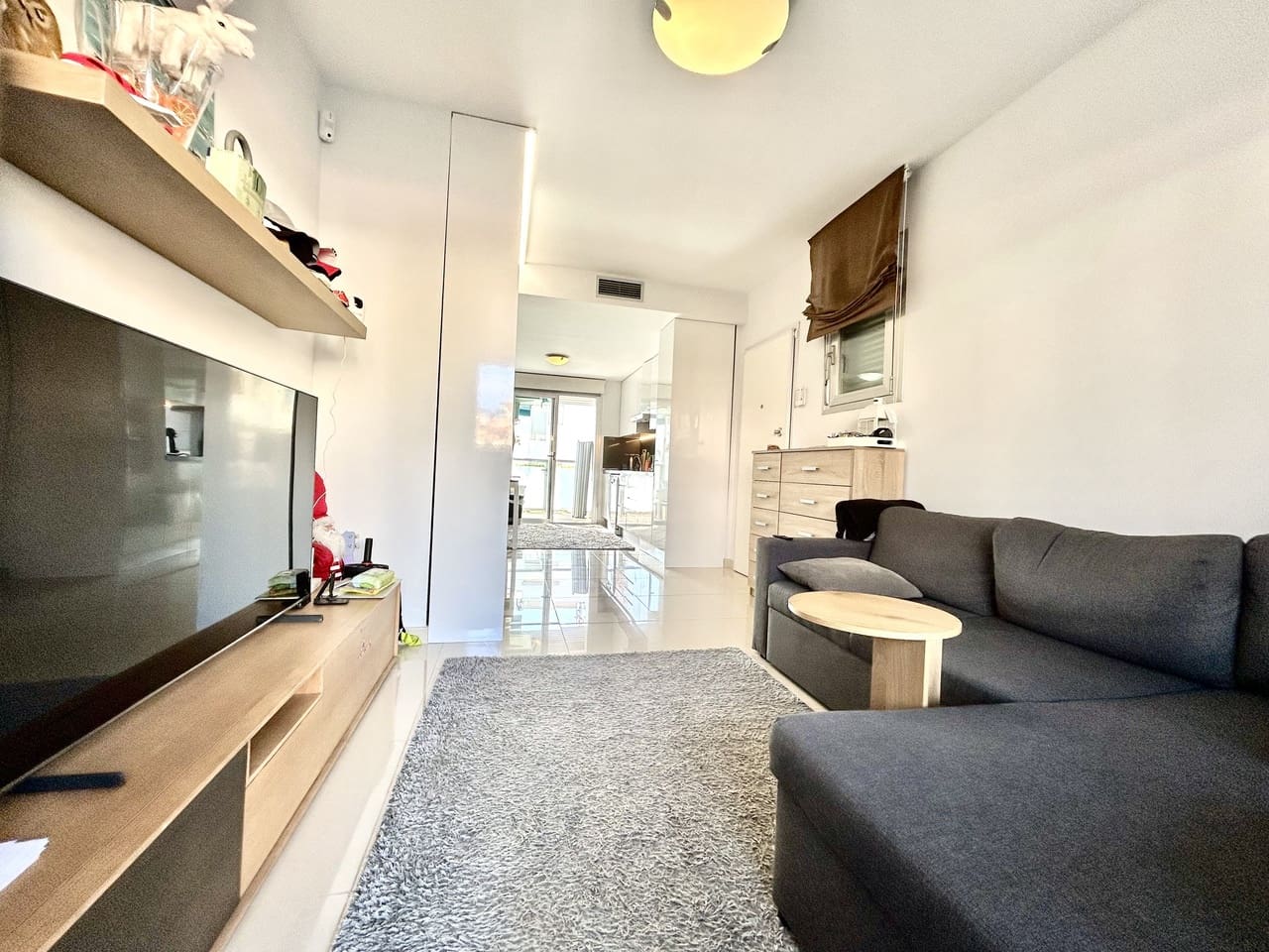 2 makuuhuone Huoneisto myytävänä paikassa Orihuela Costa mukana uima-altaan 
autotalli - 240 000 € (Ref: 9827592)