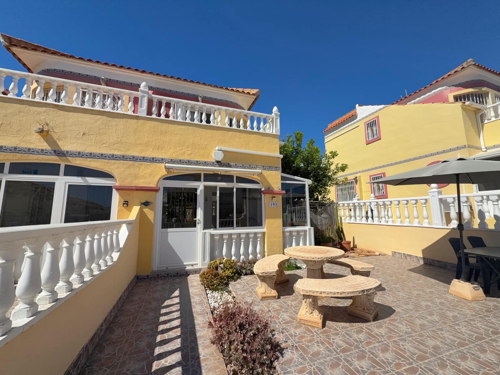 2 slaapkamer Halfvrijstaande villa te koop in Cabo Roig met zwembad - € 199.950 (Ref: 9852170)