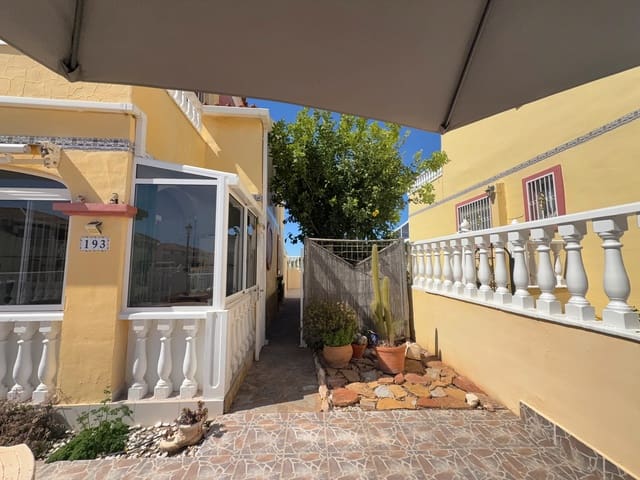 Pareado de 2 habitaciones en Cabo Roig, Orihuela en venta con piscina - 199.950 € (Ref: 9852170)