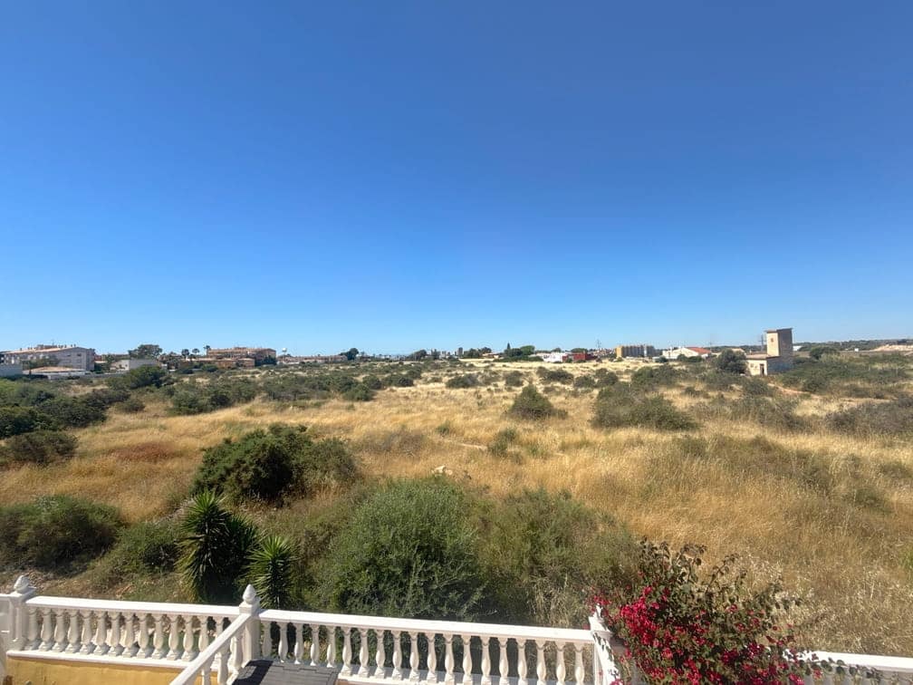 3 bedroom Townhouse for sale in La Regia with pool - € 234,950 (Ref: 9854460)