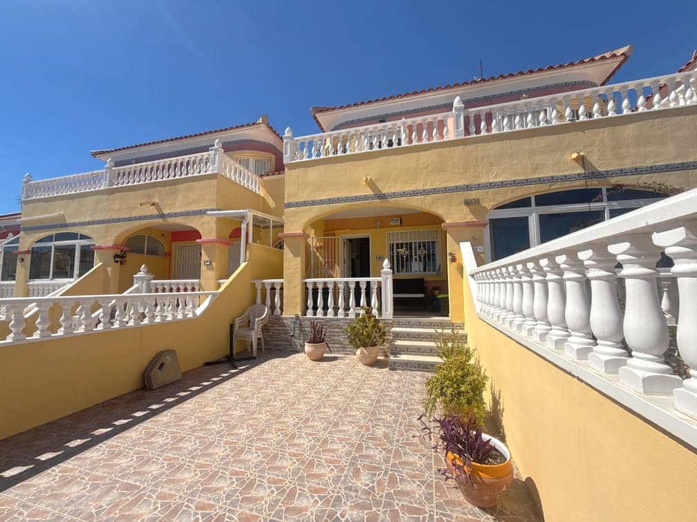 3 bedroom Townhouse for sale in La Regia with pool - € 234,950 (Ref: 9854460)