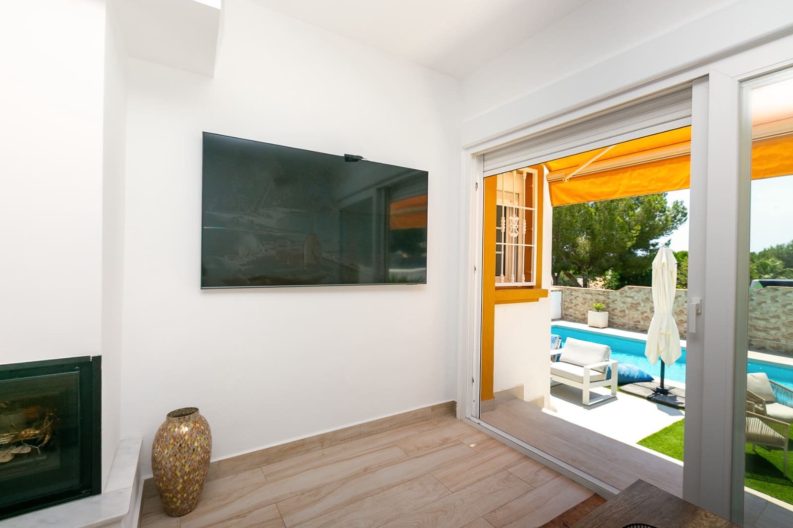 3 sypialnia Dom blizniak na sprzedaż w Los Dolses z basenem - 549 995 € (Ref: 9874045)