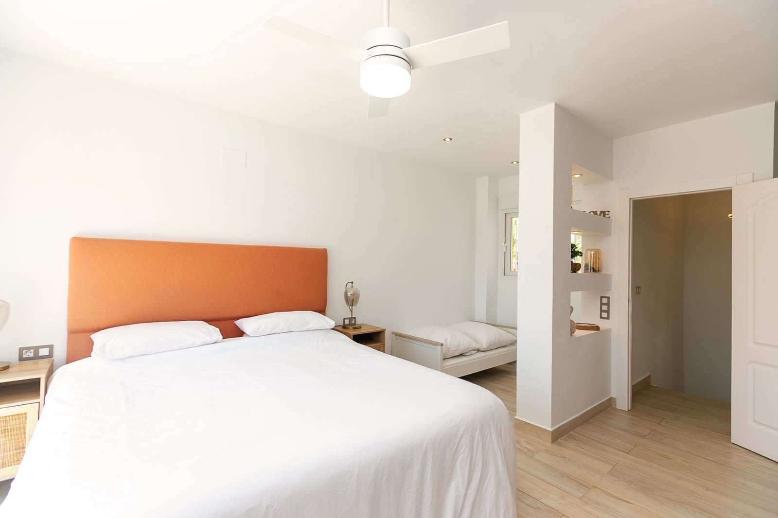 3 sypialnia Dom blizniak na sprzedaż w Los Dolses z basenem - 549 995 € (Ref: 9874045)