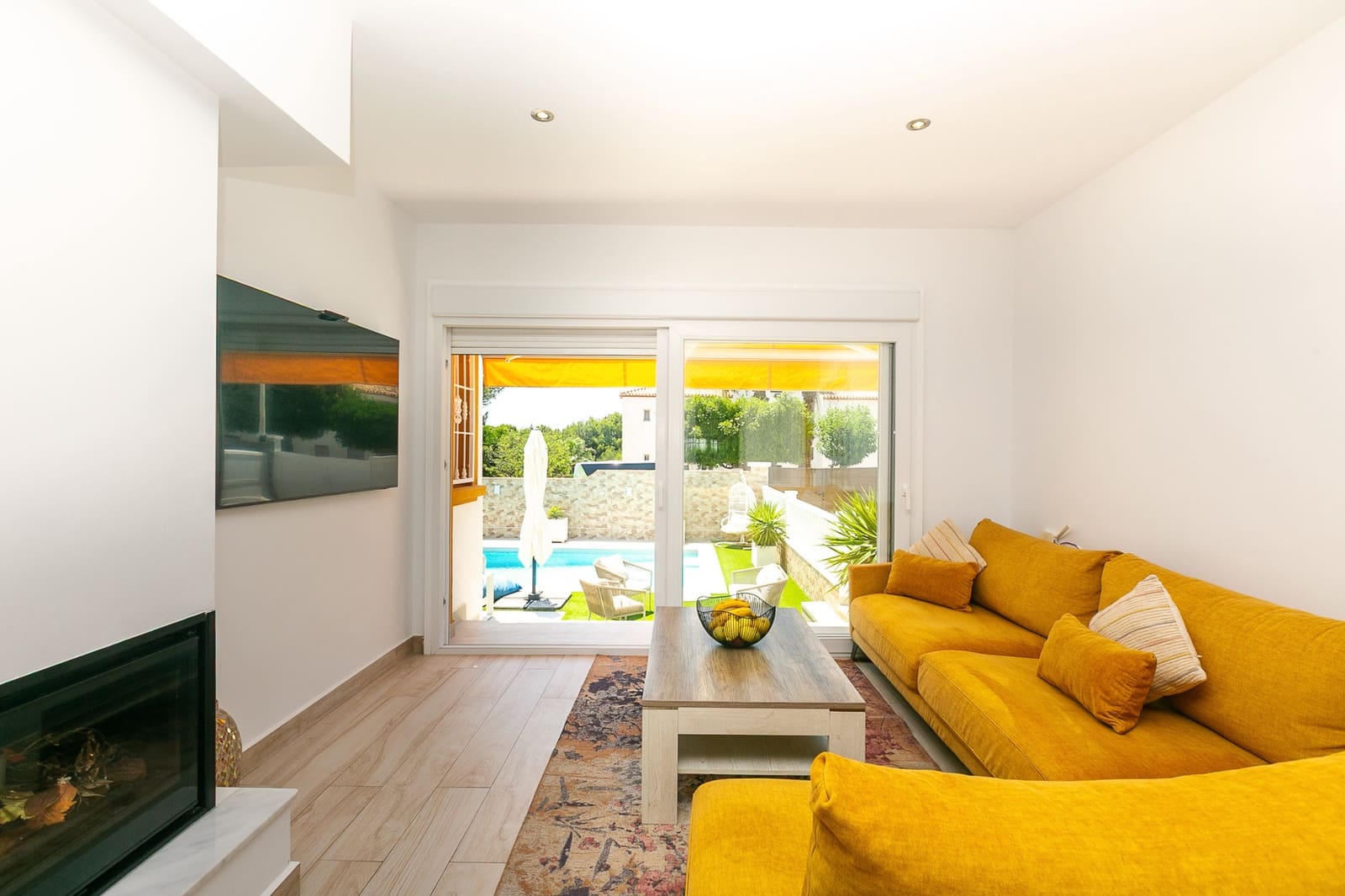 3 sypialnia Dom blizniak na sprzedaż w Los Dolses z basenem - 549 995 € (Ref: 9874045)