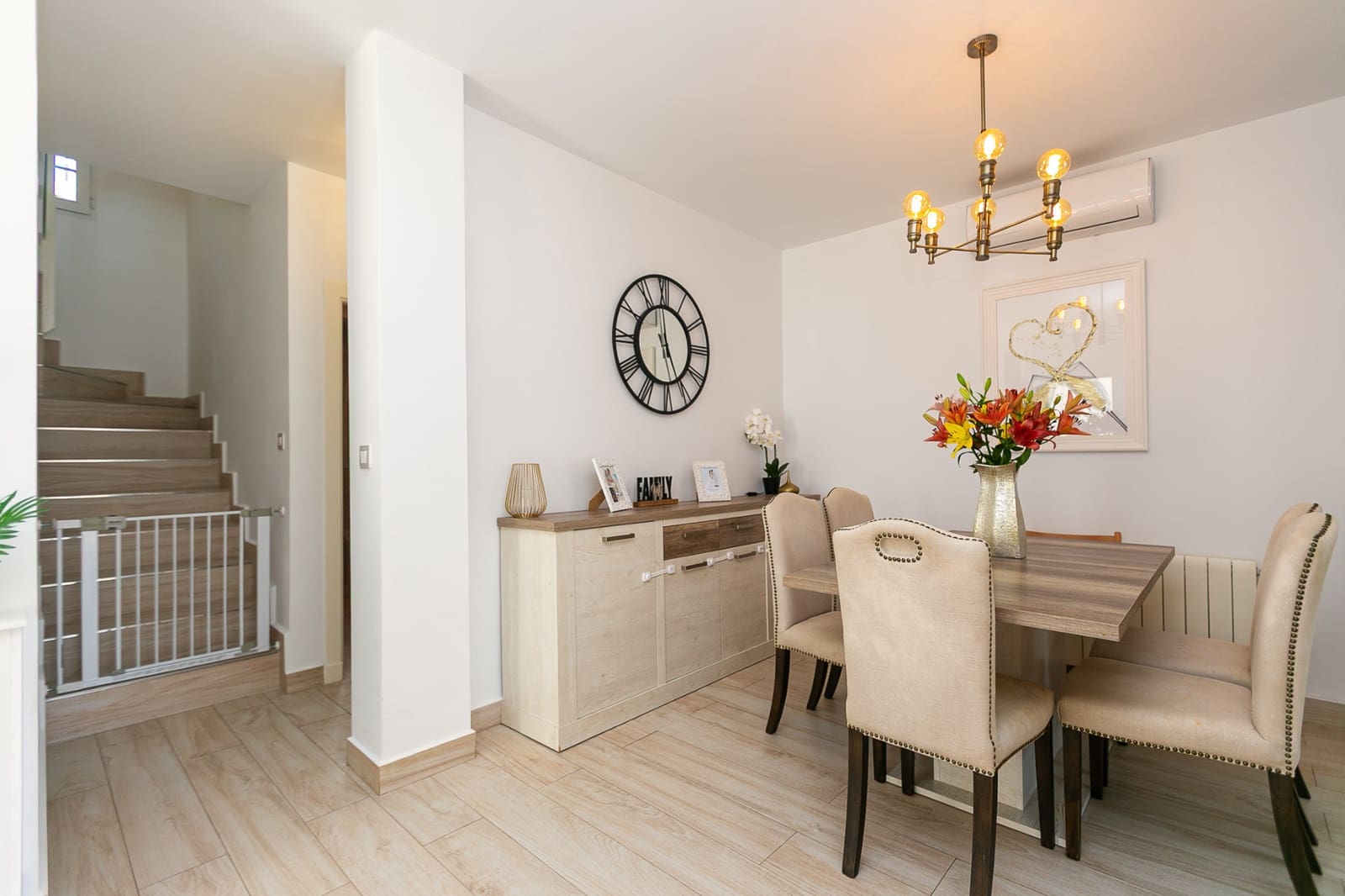 3 sypialnia Dom blizniak na sprzedaż w Los Dolses z basenem - 549 995 € (Ref: 9874045)