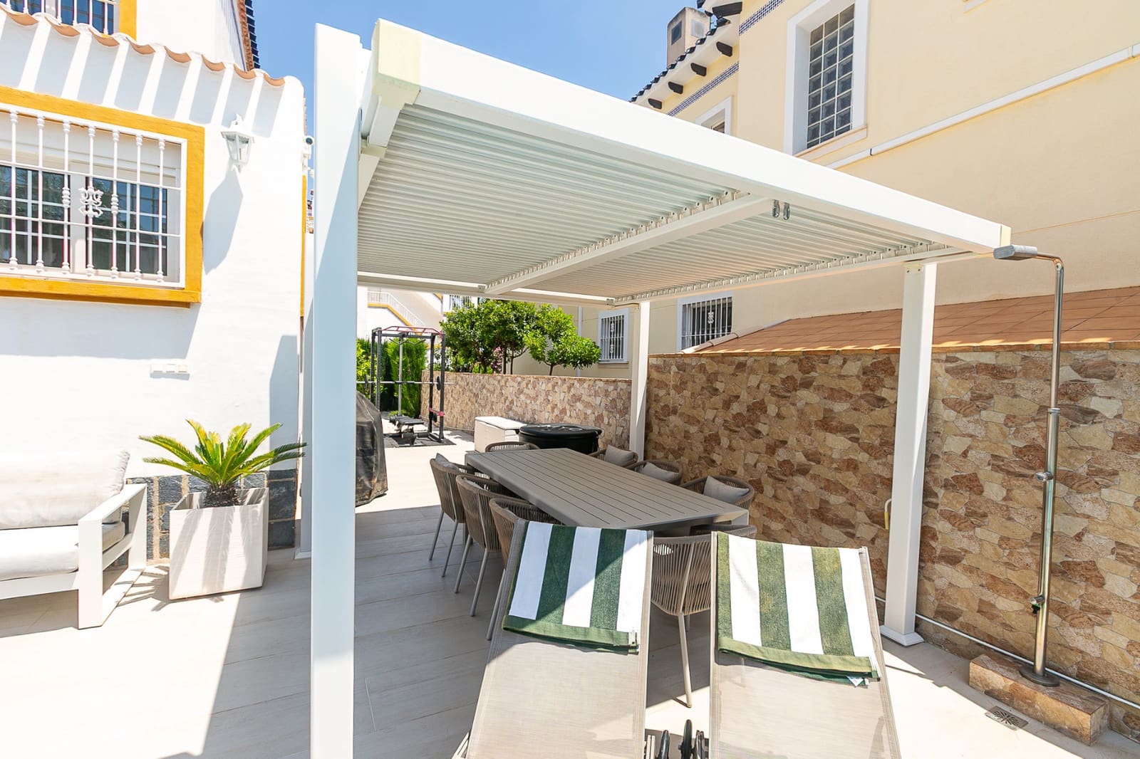3 sypialnia Dom blizniak na sprzedaż w Los Dolses z basenem - 549 995 € (Ref: 9874045)