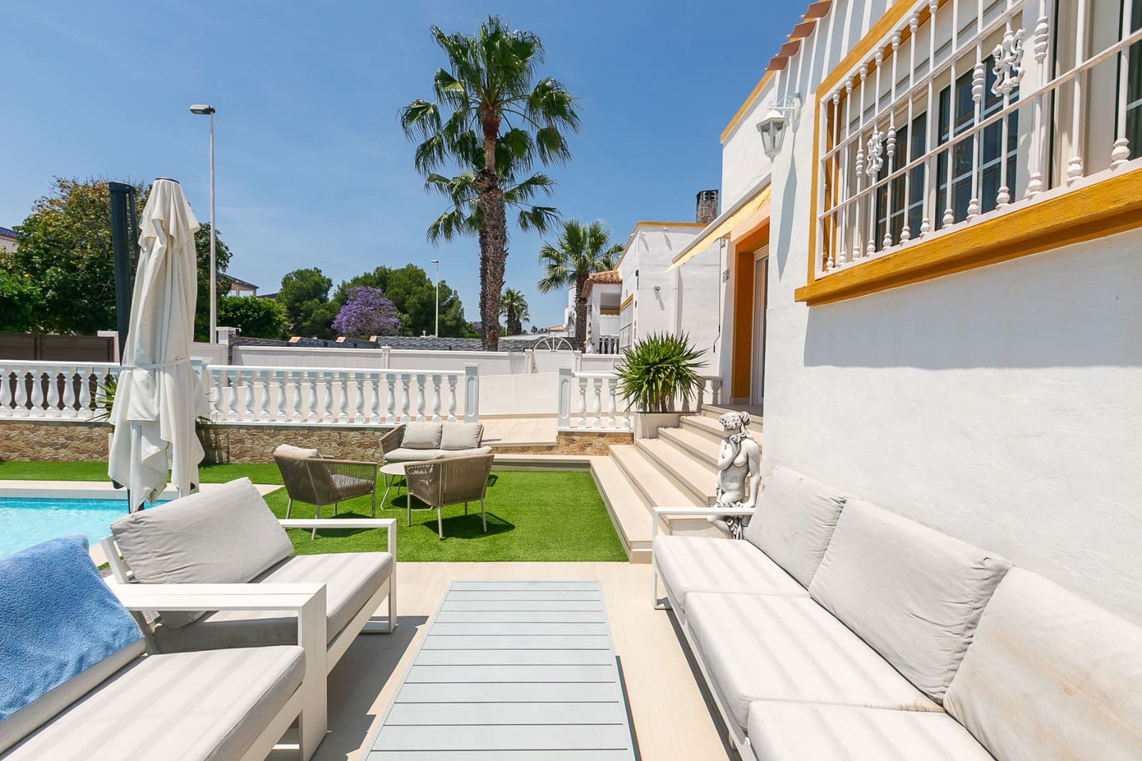 3 sypialnia Dom blizniak na sprzedaż w Los Dolses z basenem - 549 995 € (Ref: 9874045)