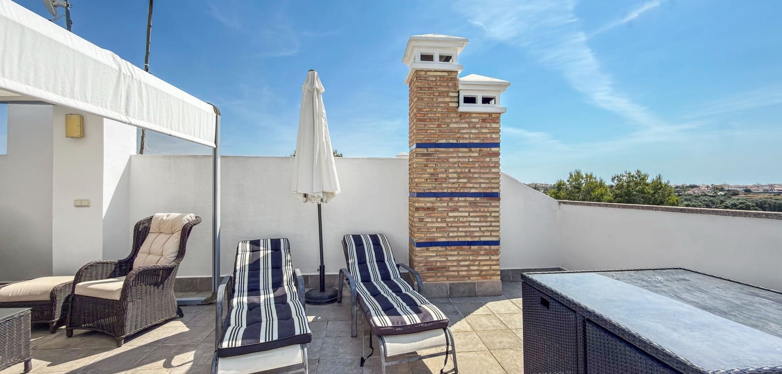 2 makuuhuone Huoneisto myytävänä paikassa Orihuela Costa mukana uima-altaan - 219 000 € (Ref: 9874047)