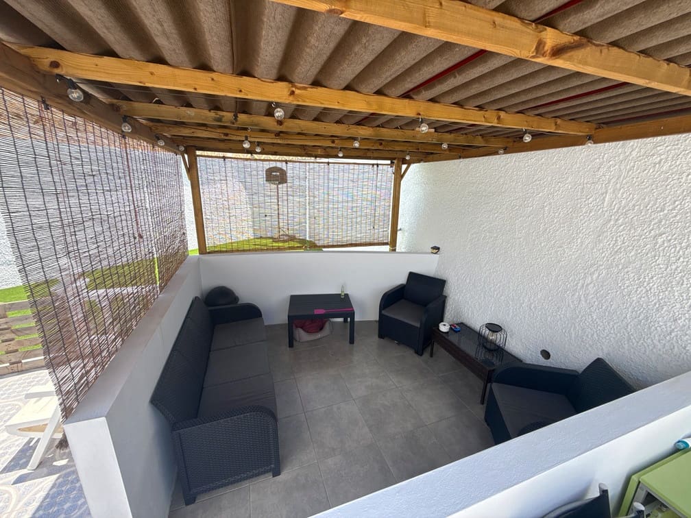 2 bedroom Bungalow for sale in Blue Lagoon with pool - € 209,950 (Ref: 9874052)