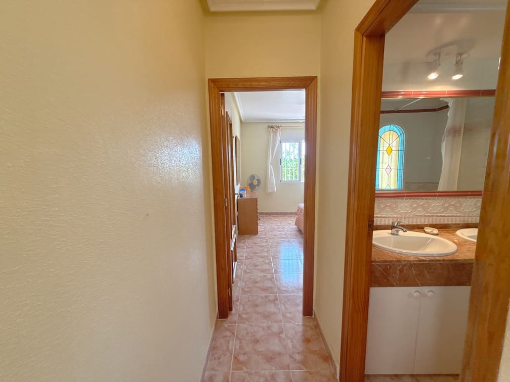 3 bedroom Villa for sale in La Regia with pool garage - € 349,950 (Ref: 9874053)