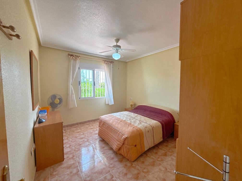 3 bedroom Villa for sale in La Regia with pool garage - € 349,950 (Ref: 9874053)