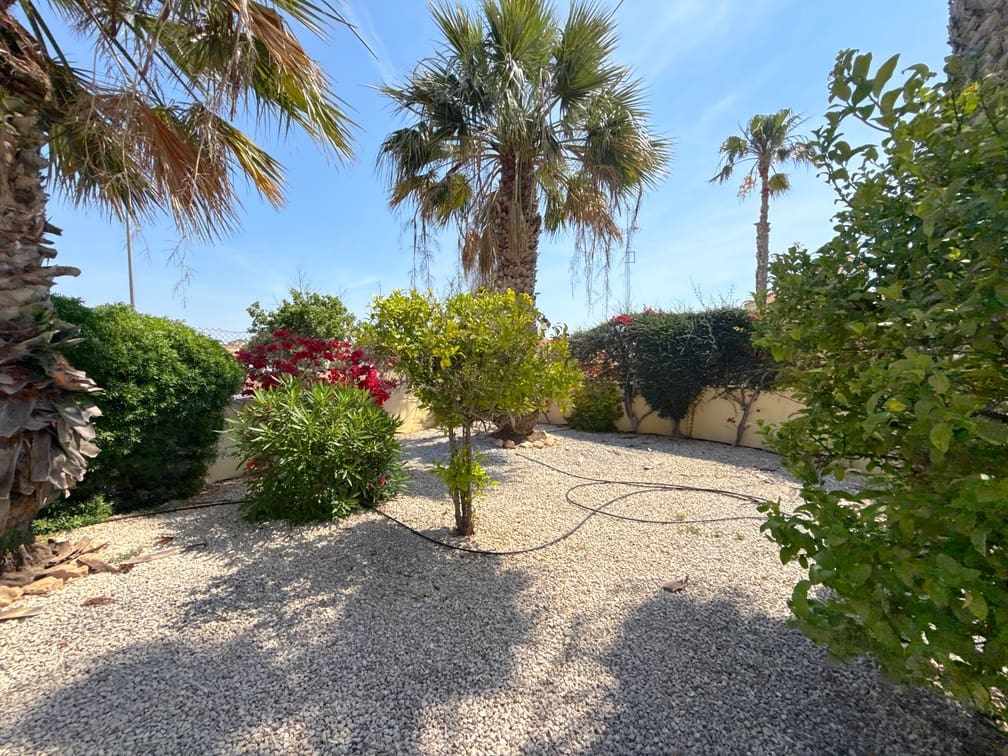 3 bedroom Villa for sale in La Regia with pool garage - € 349,950 (Ref: 9874053)