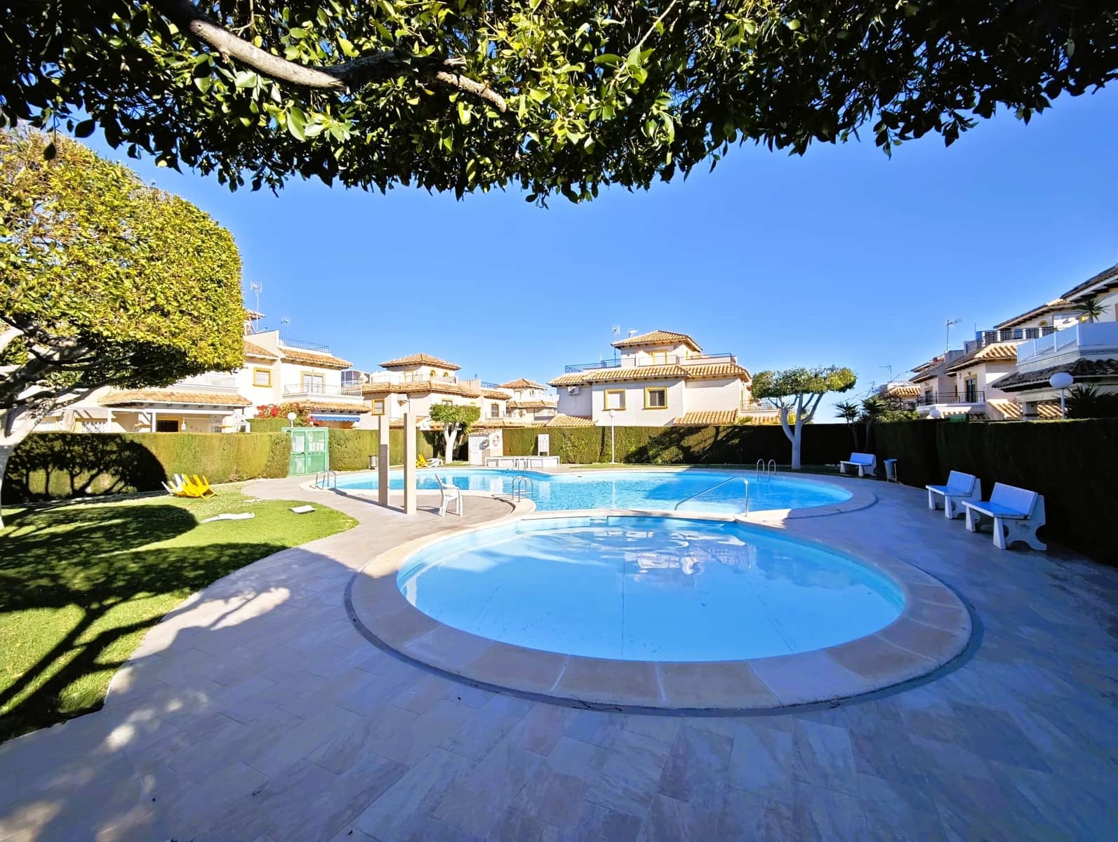 2 slaapkamer Huis te koop in Orihuela Costa met zwembad garage - € 235.000 (Ref: 9874060)
