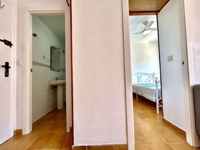 1 slaapkamer Appartement te koop in La Veleta, Torrevieja met zwembad - € 116.000 (Ref: 9874065)