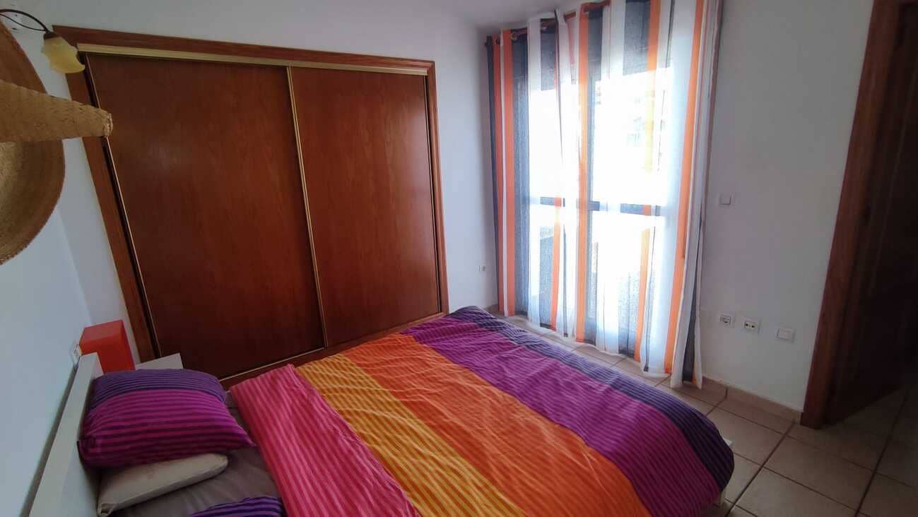 3 slaapkamer Halfvrijstaande villa te koop in Orihuela Costa met zwembad - € 279.950 (Ref: 9874074)