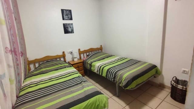 3 slaapkamer Halfvrijstaande villa te koop in Aguamarina, Orihuela met zwembad - € 279.950 (Ref: 9874074)