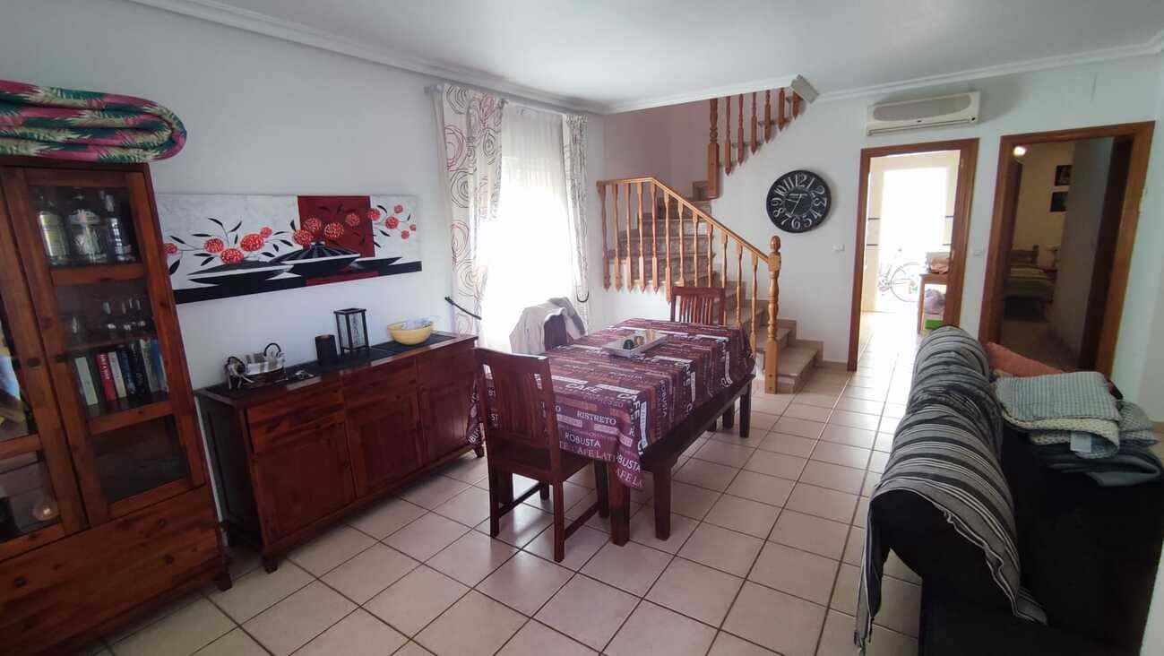 3 slaapkamer Halfvrijstaande villa te koop in Orihuela Costa met zwembad - € 279.950 (Ref: 9874074)