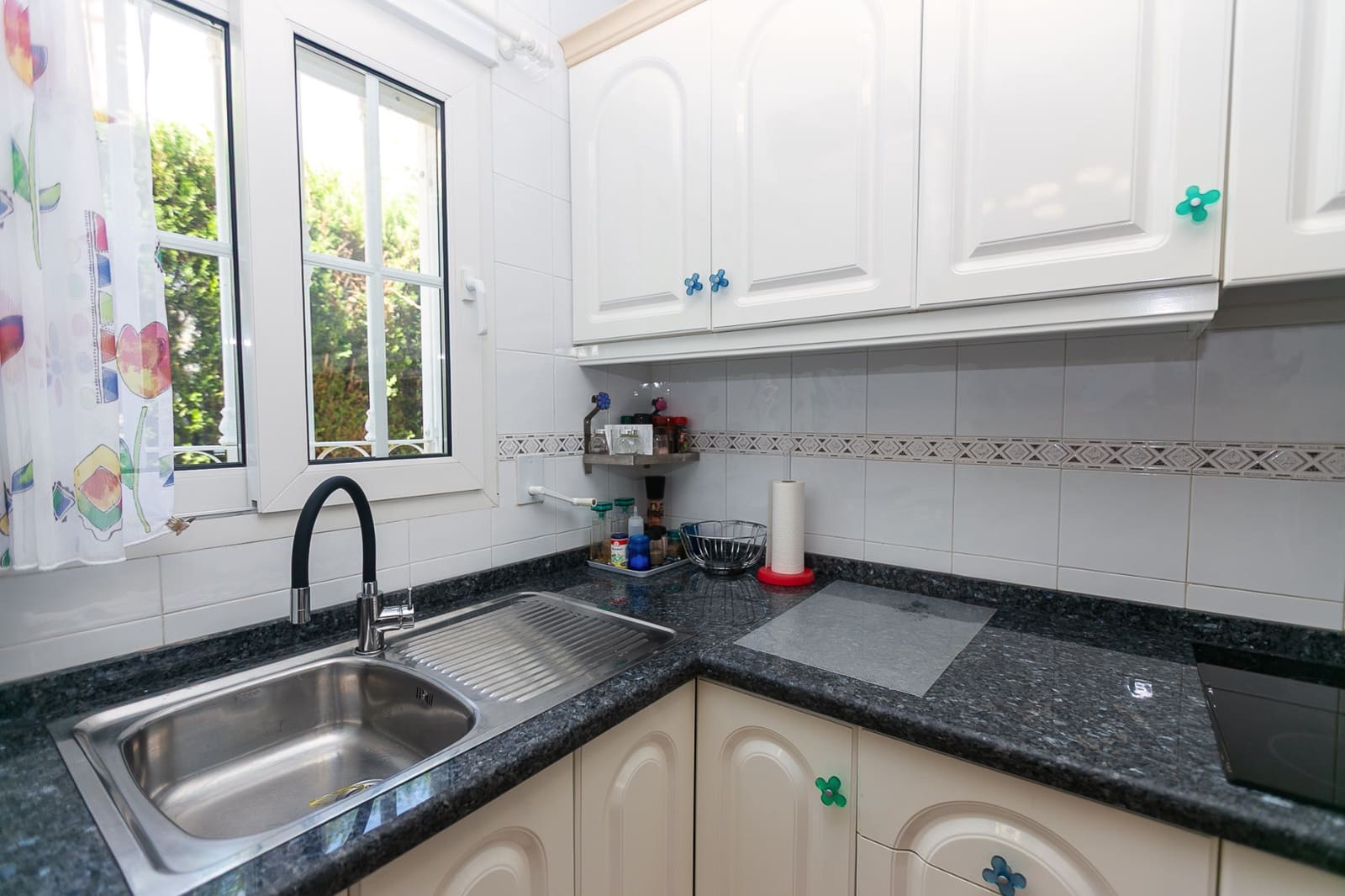 3 soveværelse Villa til salg i Villamartin med swimmingpool garage - € 530.000 (Ref: 9891095)