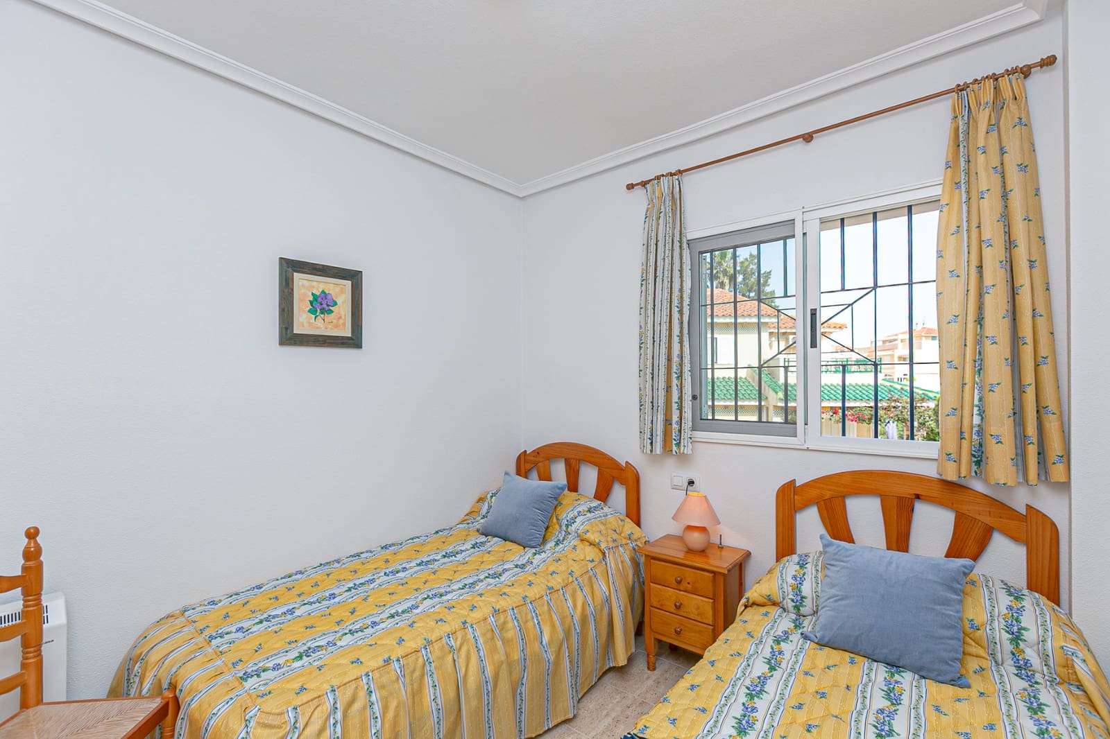 2 Zimmer Doppelhaus zu verkaufen in Playa Flamenca mit Pool Garage - 270.000 € (Ref: 9891098)