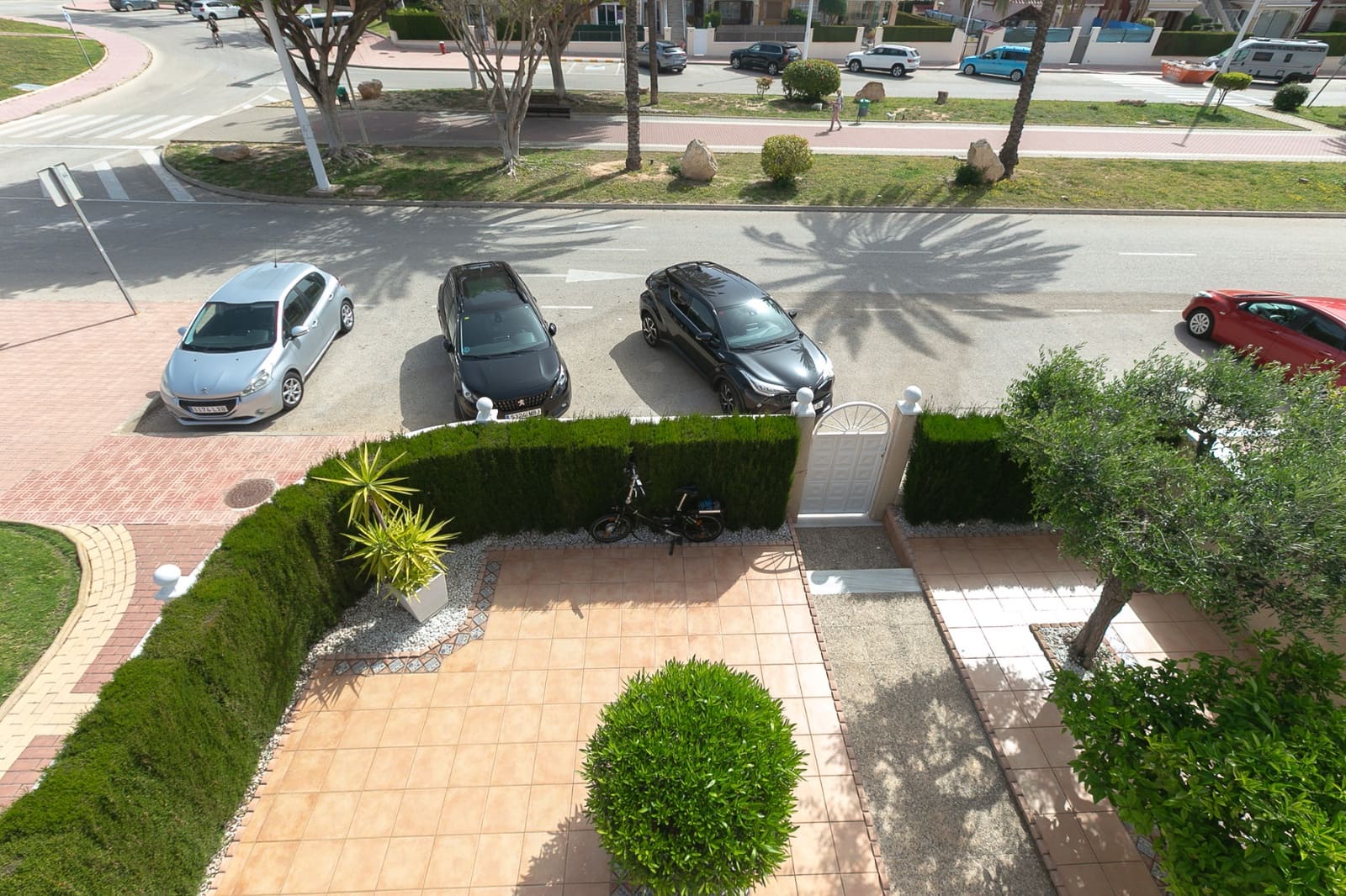 2 Zimmer Doppelhaus zu verkaufen in Playa Flamenca mit Pool Garage - 270.000 € (Ref: 9891098)