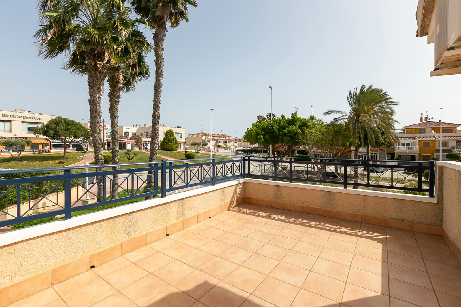2 Zimmer Doppelhaus zu verkaufen in Playa Flamenca mit Pool Garage - 270.000 € (Ref: 9891098)