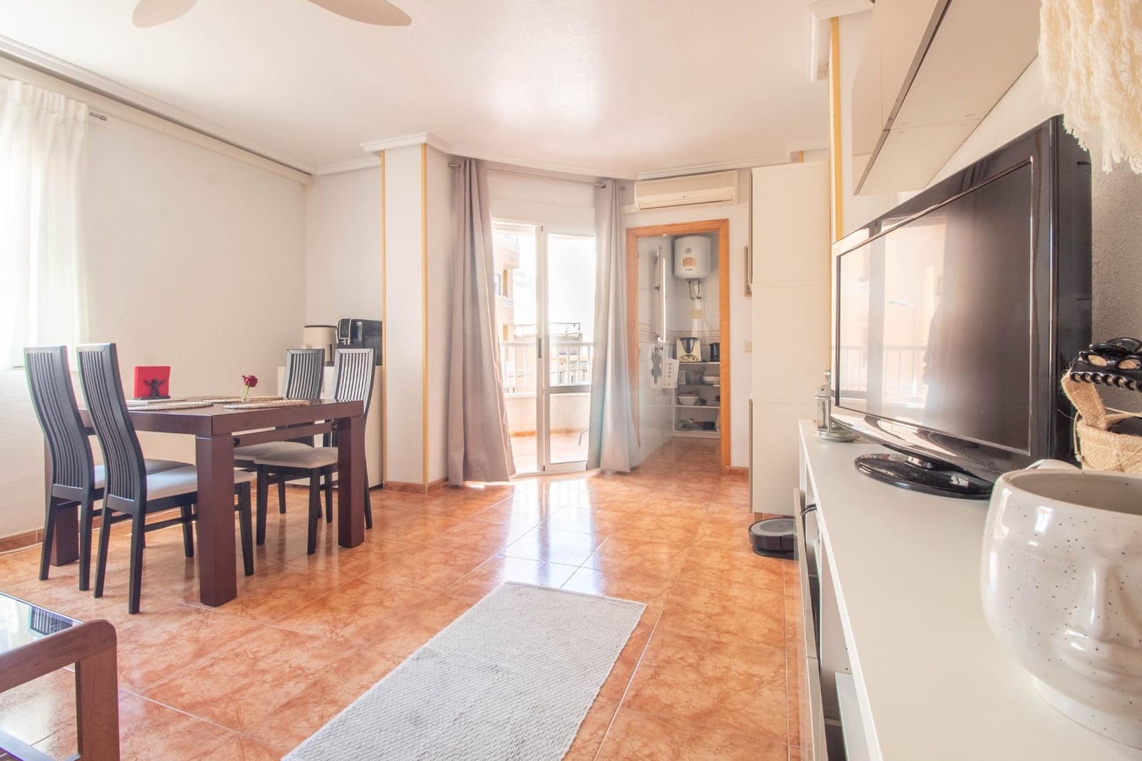 3 chambre Appartement à vendre à Torrevieja avec piscine - 144 900 € (Ref: 9911888)